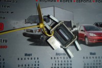 Кнопка управления стеклоподъемниками Toyota Raum EXZ10 (1998)