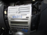Магнитола Toyota Vitz KSP90 (2006)