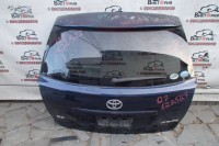 Крышка багажника Toyota Avensis AZT250 (2005)
